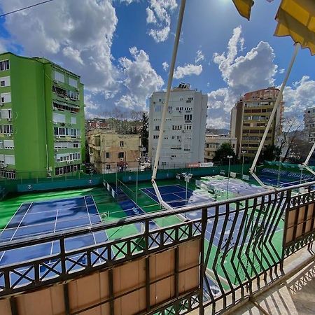 Coral Apartment - City Center Tirana Extérieur photo